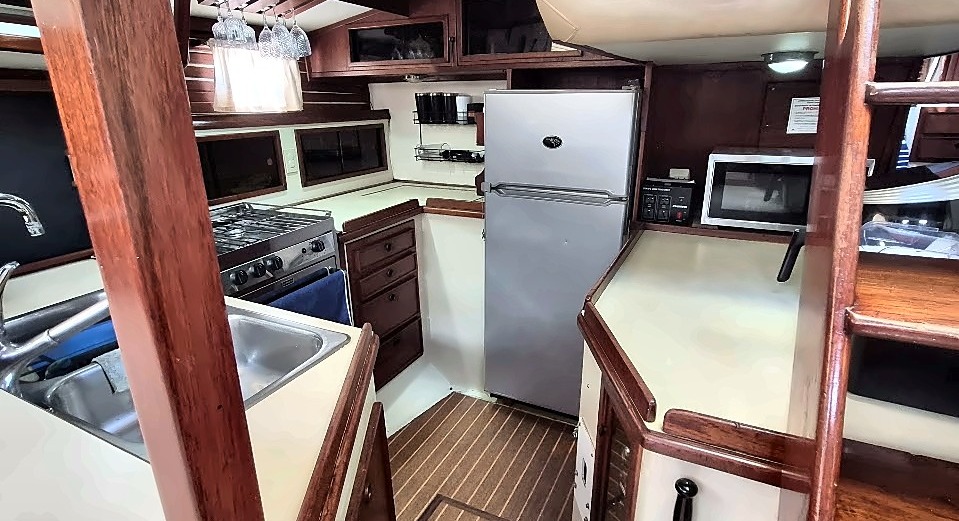 Tankage & Domestic Systems aboard Silver Queen